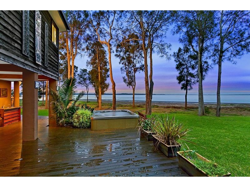 261 Geoffrey Rd, Chittaway Point NSW 2261