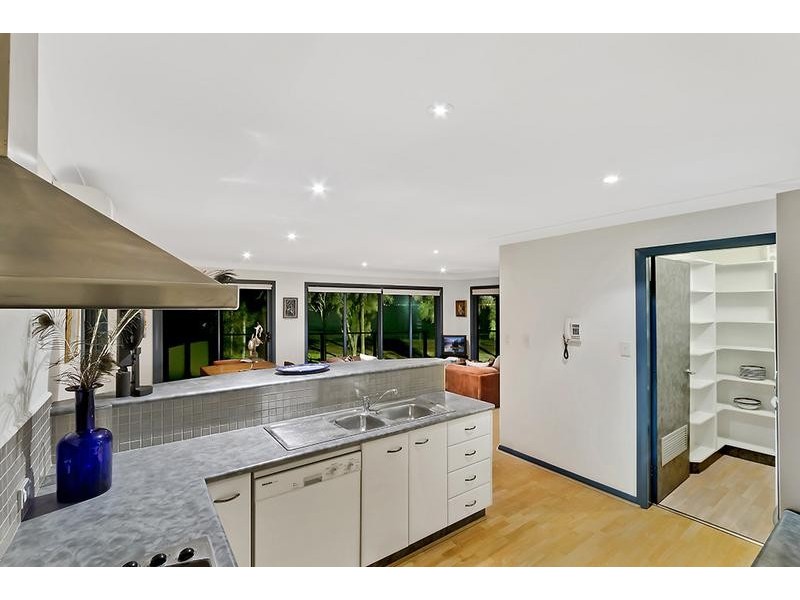 261 Geoffrey Rd, Chittaway Point NSW 2261