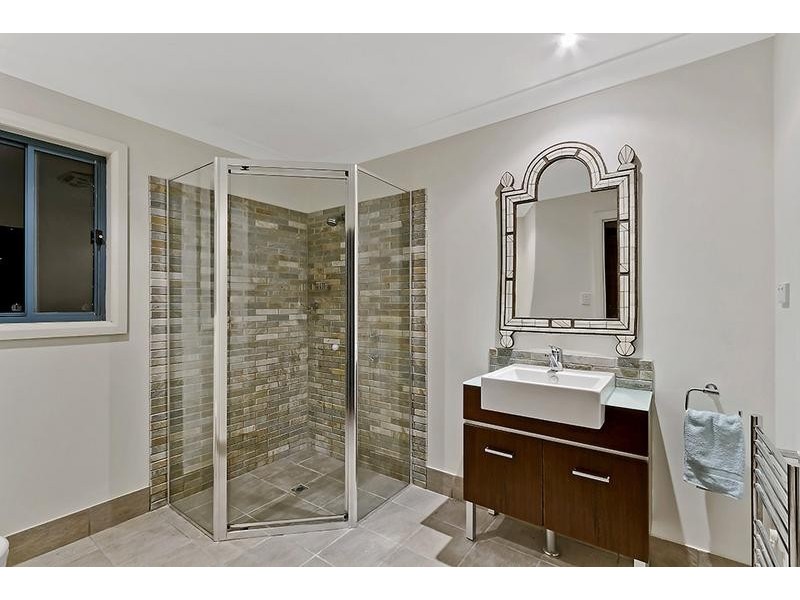 261 Geoffrey Rd, Chittaway Point NSW 2261