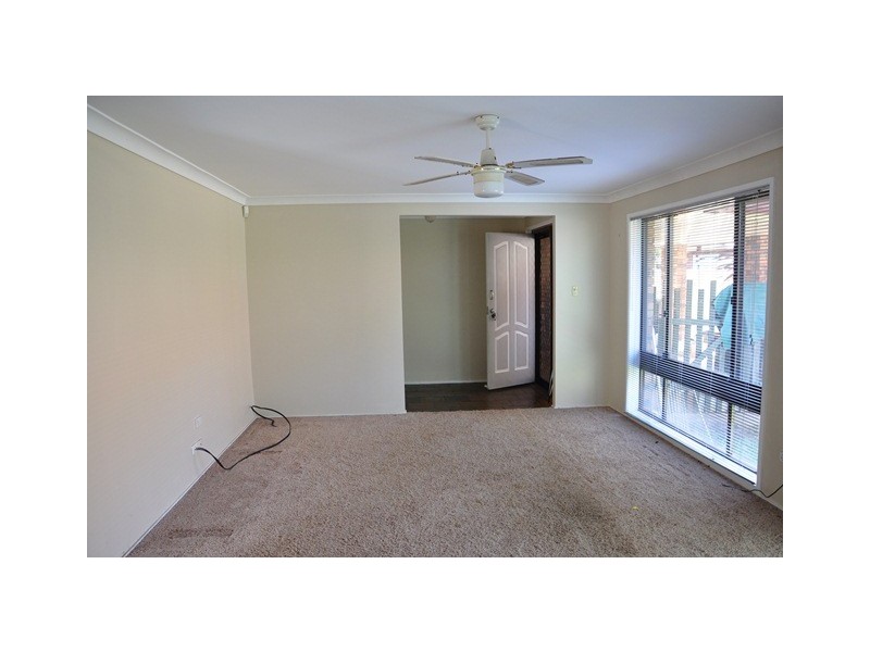 35 Wombat St, Berkeley Vale NSW 2261