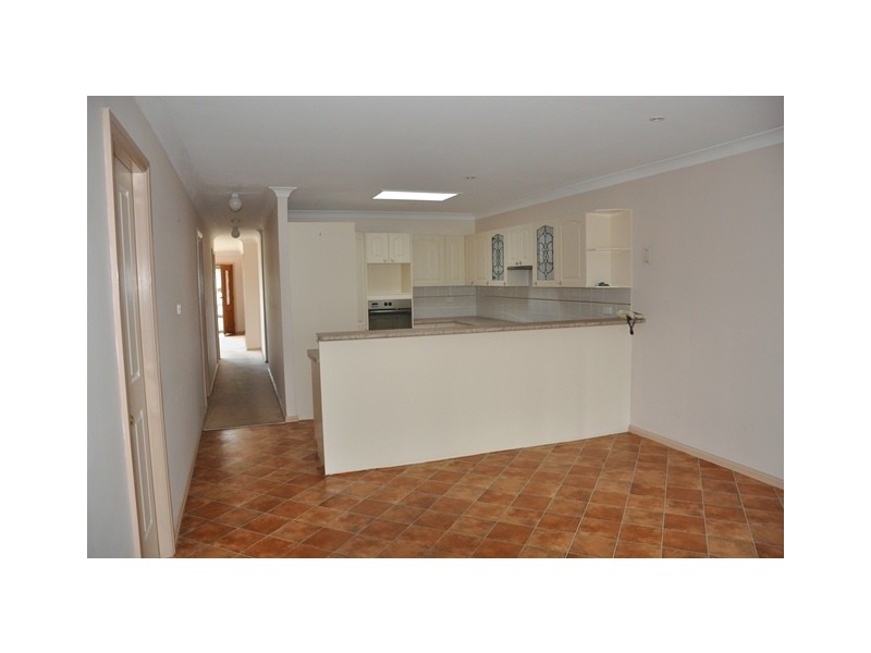 4b Dillon Rd, Wamberal NSW 2260