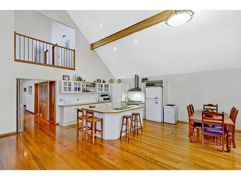 3 Lakin Street, Bateau Bay NSW 2261