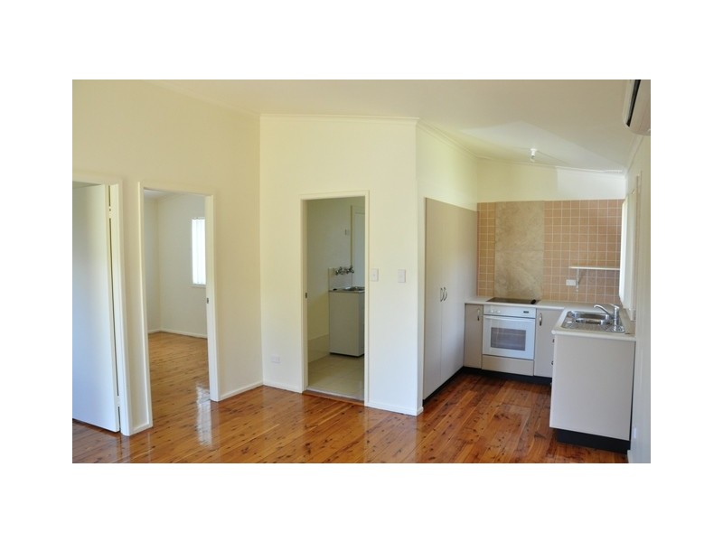 21 Hazel Close, Berkeley Vale NSW 2261