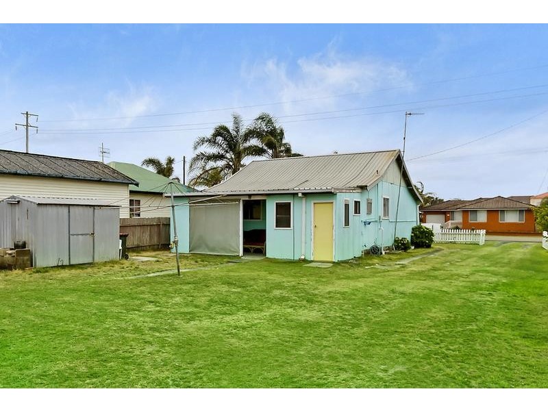 98 Hutton Road, The Entrance North NSW 2261