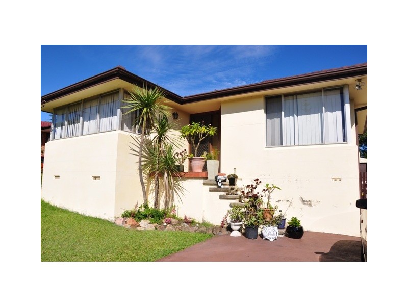 9 Margherita avenue, Bateau Bay NSW 2261