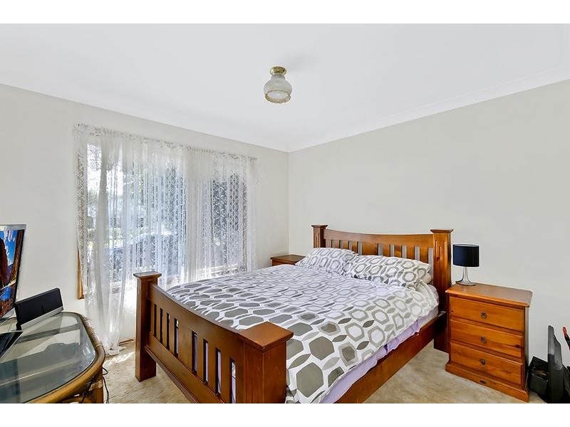 34 Buckingham Rd, Berkeley Vale NSW 2261