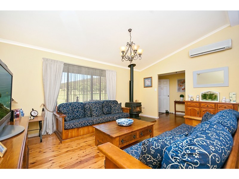 589 Jilliby Rd, Jilliby NSW 2259
