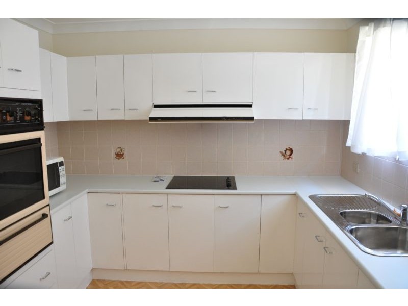 1/18 Russell Street, East Gosford NSW 2250