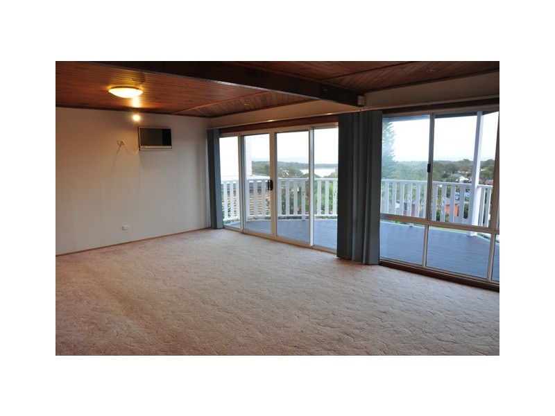 21 Braemar Drive, Wamberal NSW 2260