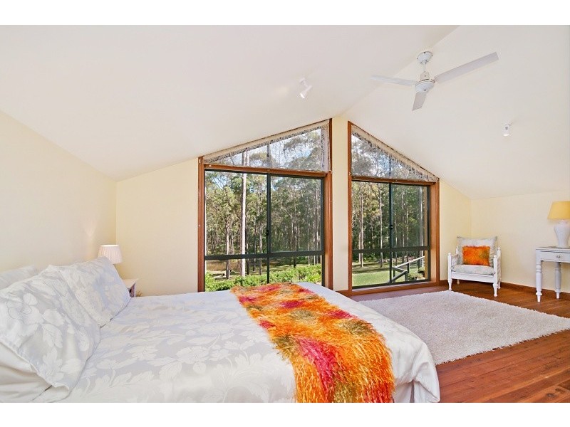 690 Dickson Road, Jilliby NSW 2259