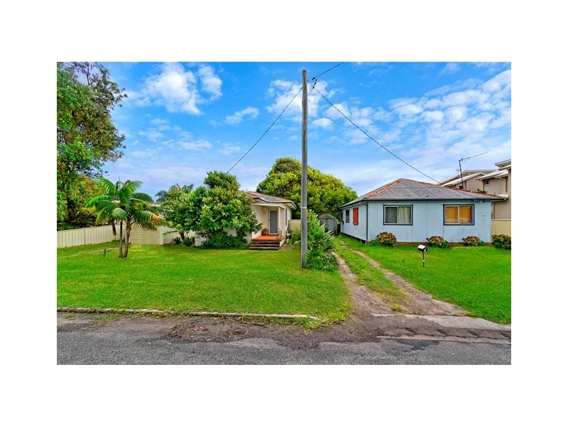 22 Bondi Road, The Entrance North NSW 2261
