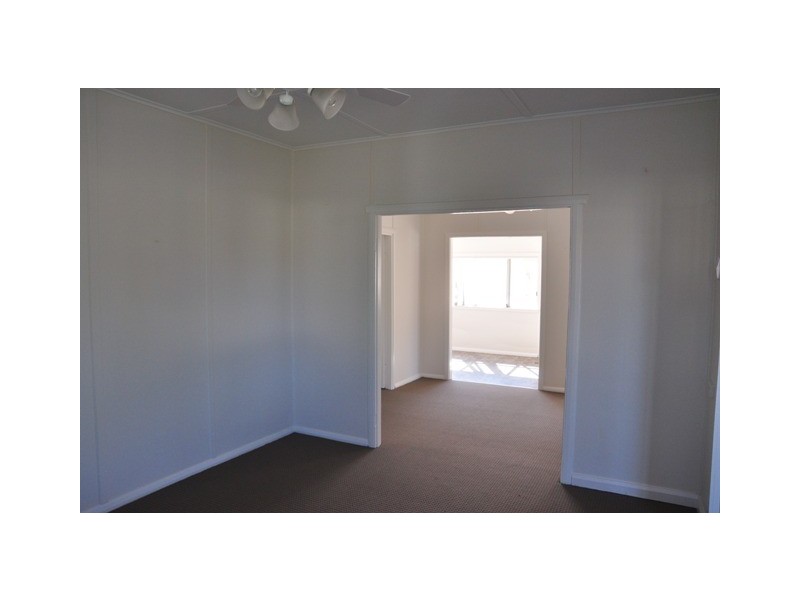 60 Anzac Parade, Long Jetty NSW 2261