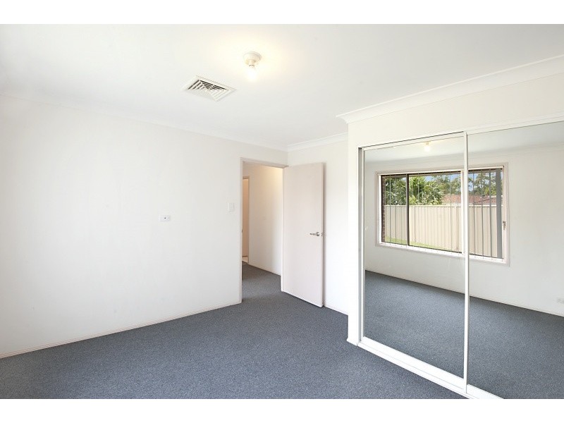 6 Clyde Close, Bateau Bay NSW 2261
