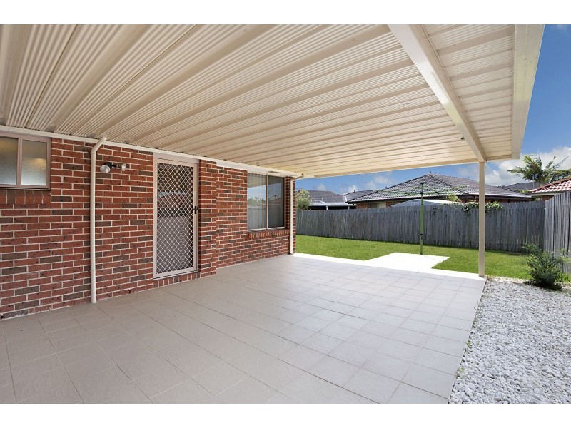 6 Clyde Close, Bateau Bay NSW 2261