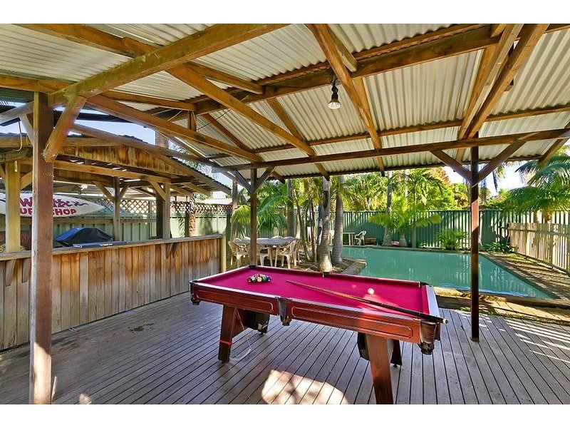 2 Colleen Street, Berkeley Vale NSW 2261