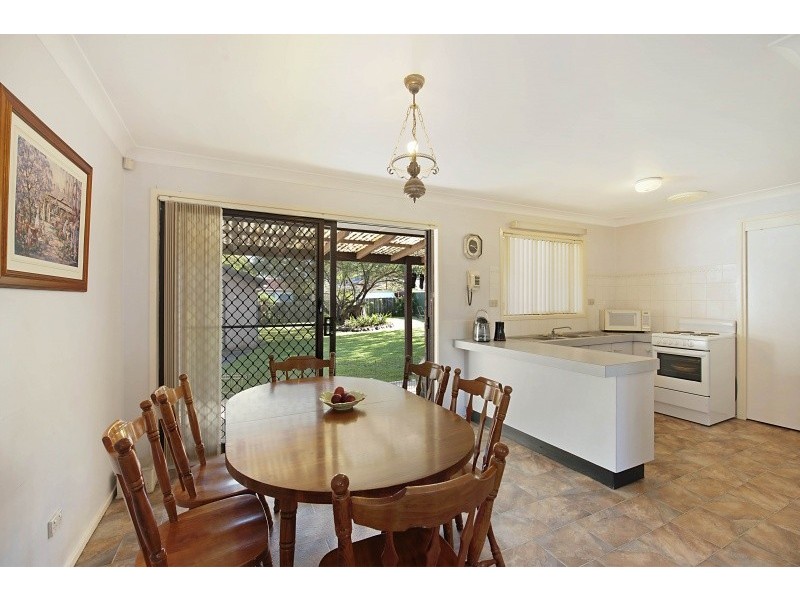 9 Bluebell Avenue, Berkeley Vale NSW 2261