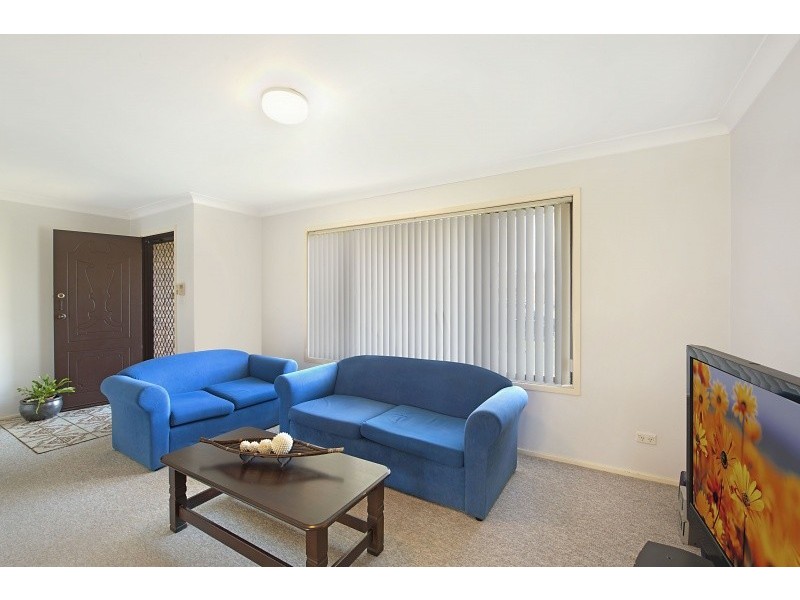 9 Bluebell Avenue, Berkeley Vale NSW 2261