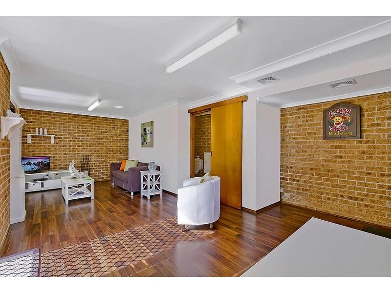 58 Greenwood Ave, Berkeley Vale NSW 2261