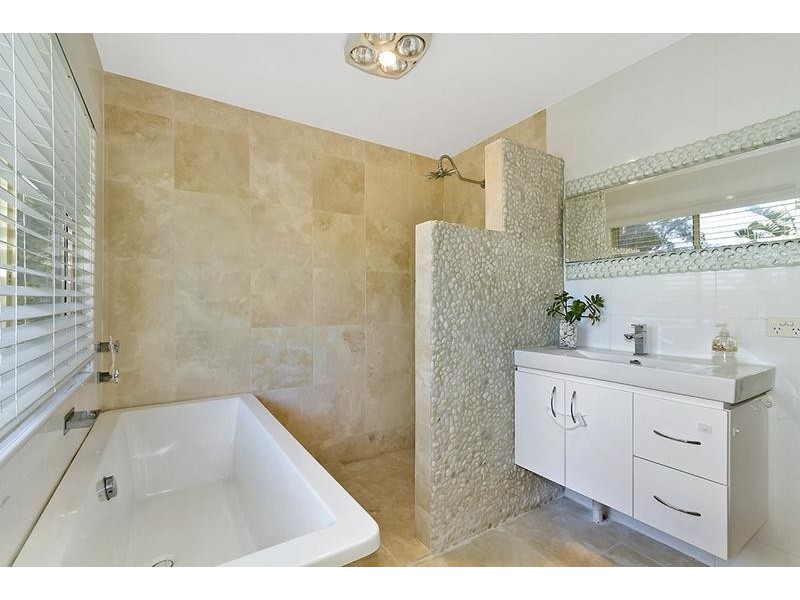 45 Shelly Beach Rd, Shelly Beach NSW 2261