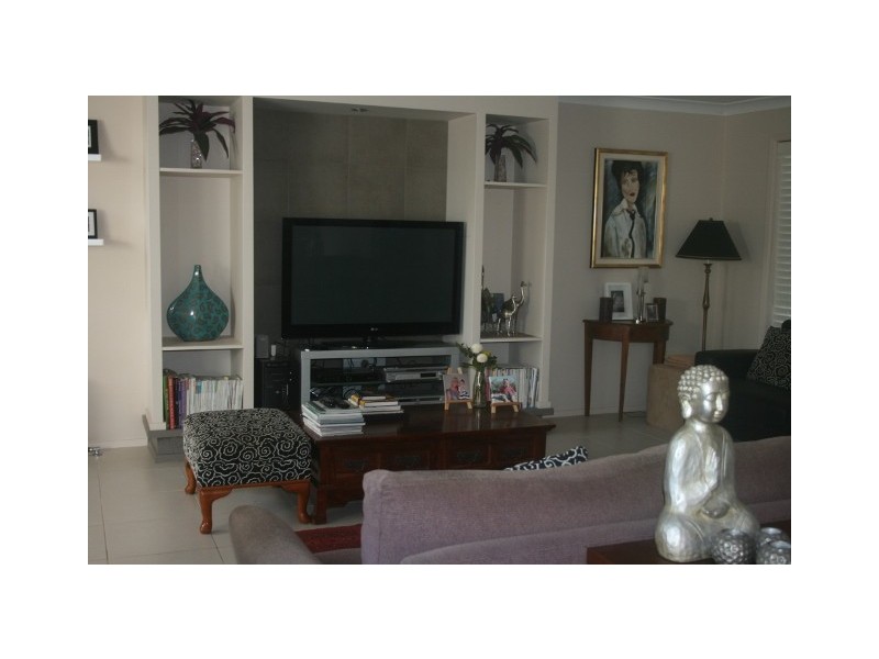 13 Somerset Close, Wamberal NSW 2260