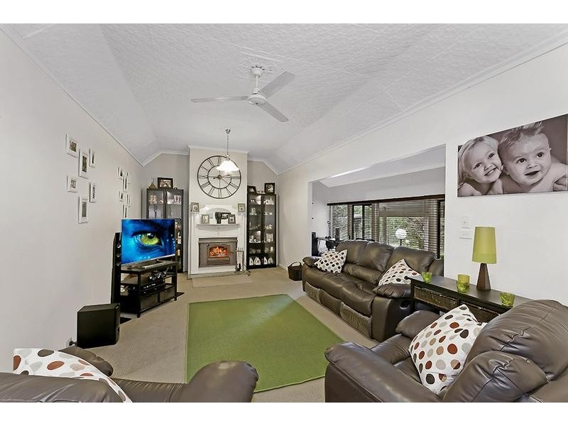 299 Tumbi Road, Wamberal NSW 2260