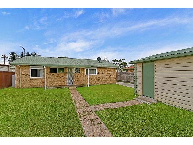 11 Manning Road, The Entrance NSW 2261