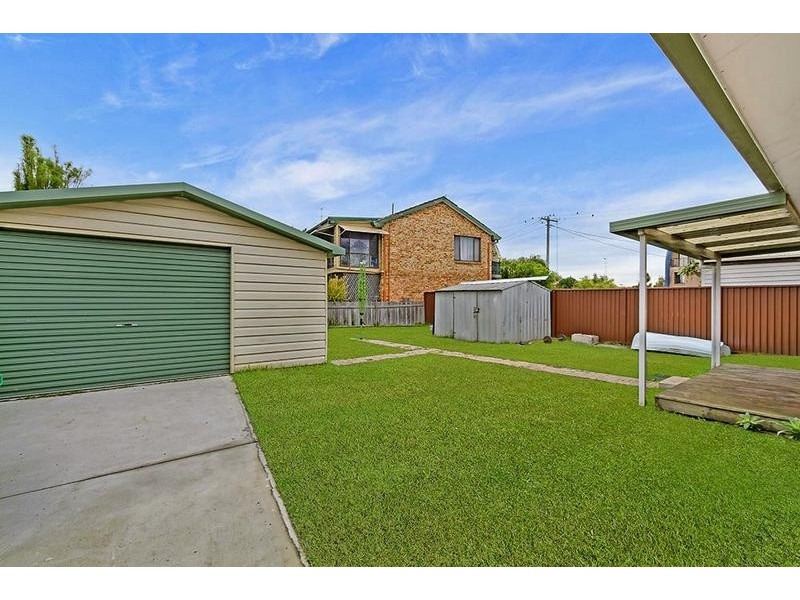 11 Manning Road, The Entrance NSW 2261