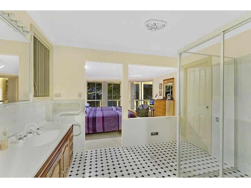 140 Diamond Head Drive, Budgewoi NSW 2262