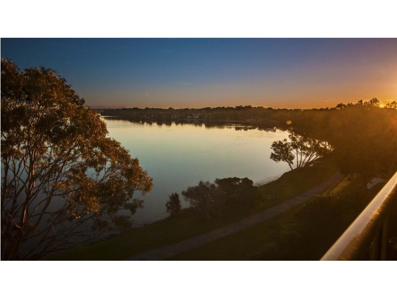 140 Diamond Head Drive, Budgewoi NSW 2262