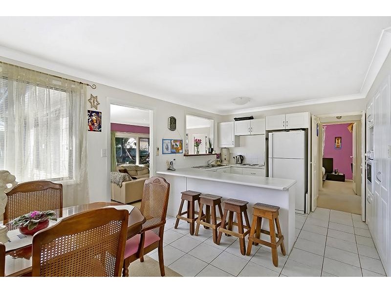 81 Kerry Crescent, Berkeley Vale NSW 2261