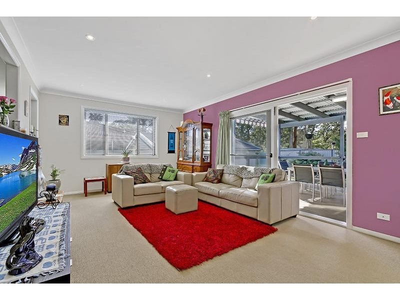 81 Kerry Crescent, Berkeley Vale NSW 2261