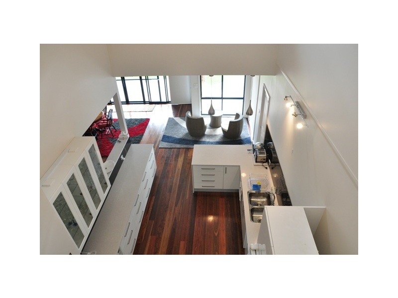 30 Lucinda Avenu, Killarney Vale NSW 2261