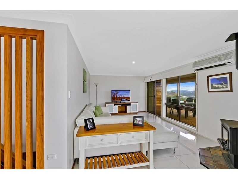 30 Kipling Drive, Bateau Bay NSW 2261