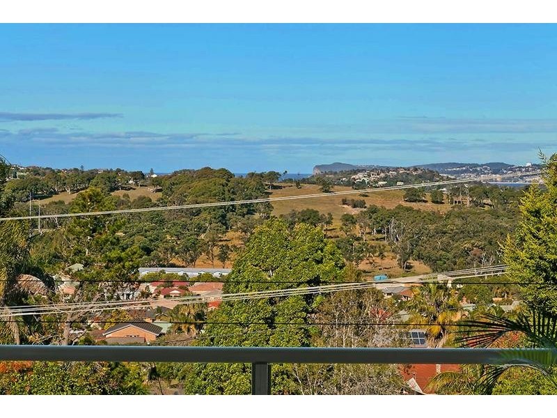 10 Valley View Road, Bateau Bay NSW 2261