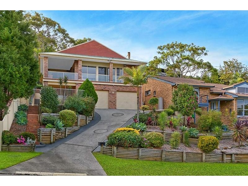 10 Valley View Road, Bateau Bay NSW 2261