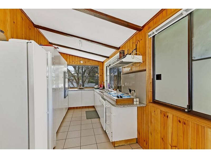 56 Hume Boulevard, Killarney Vale NSW 2261