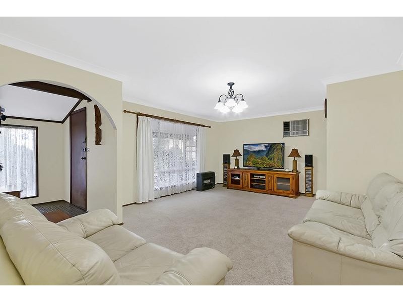 278 Lakedge Avenue, Berkeley Vale NSW 2261