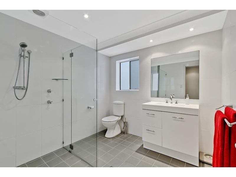 30 Mermaid Drive, Bateau Bay NSW 2261