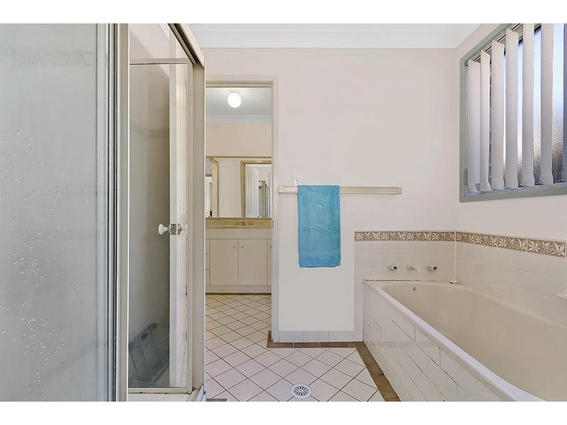 5 The Sheiling, Mardi NSW 2259