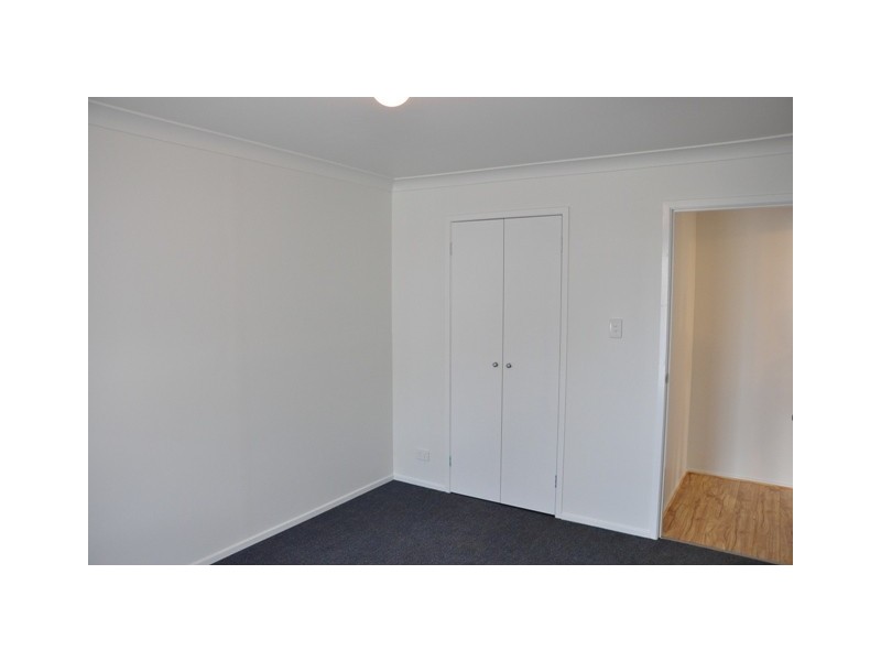 1/2 Arthur Drive, Wyong NSW 2259