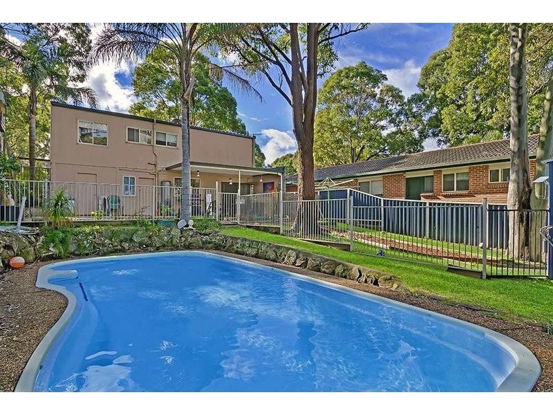 24 Elaine Avenue, Berkeley Vale NSW 2261
