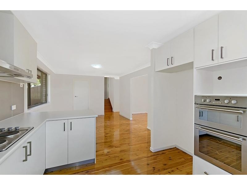 6 Vista Parade, Bateau Bay NSW 2261