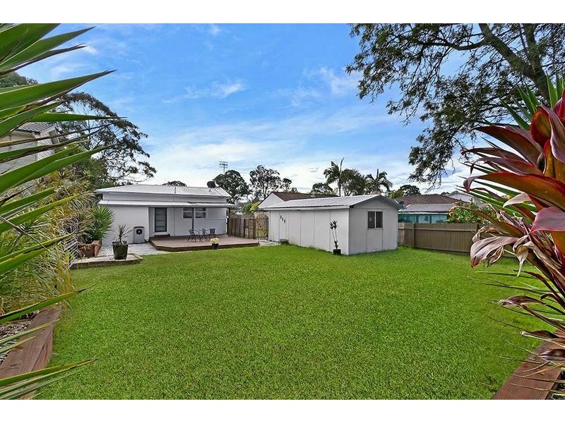 38 St James Avenue, Berkeley Vale NSW 2261