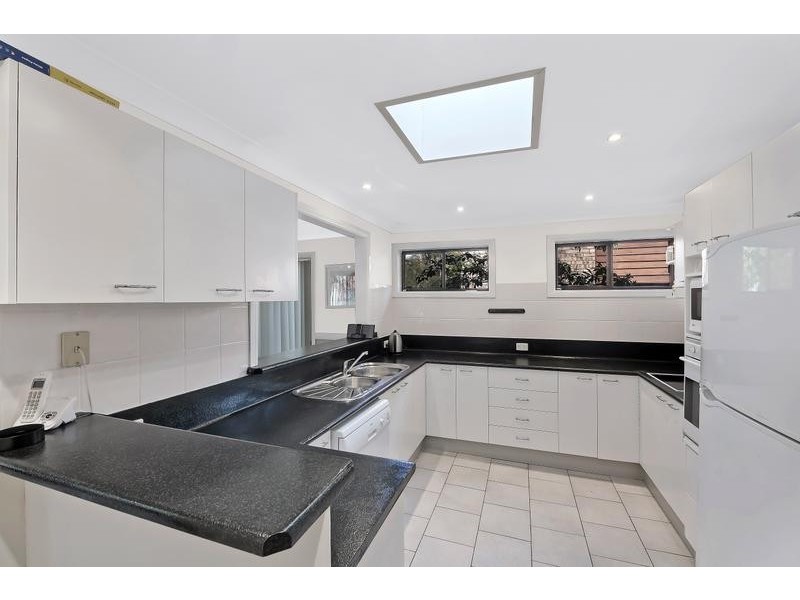 18 Wordsworth Avenue, Bateau Bay NSW 2261