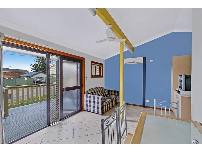 35 Hutton Road, The Entrance North NSW 2261