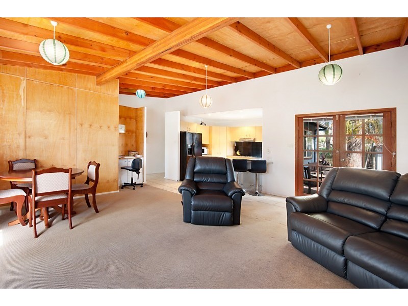 17 Brenda Crescent, Tumbi Umbi NSW 2261