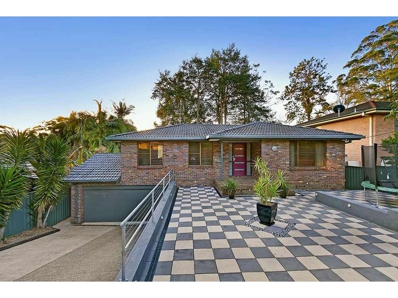 4 Kilkenny Parade, Berkeley Vale NSW 2261