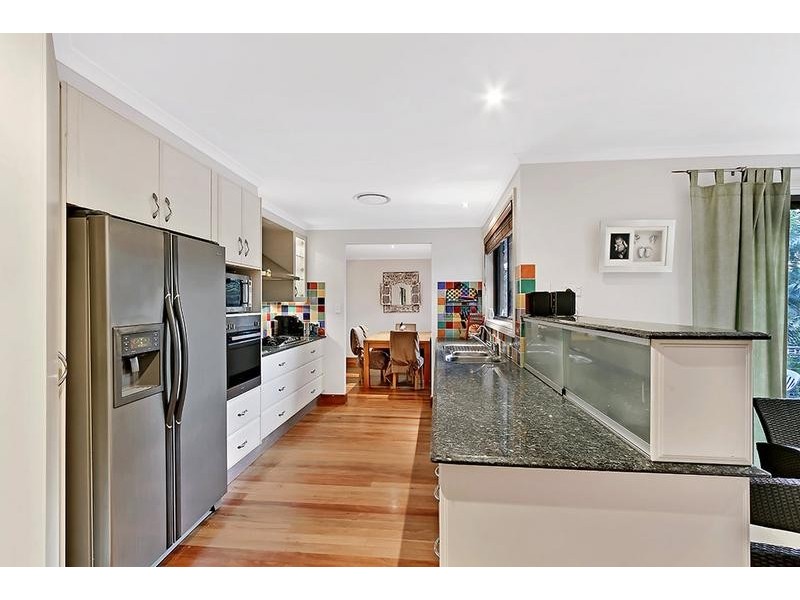 4 Kilkenny Parade, Berkeley Vale NSW 2261