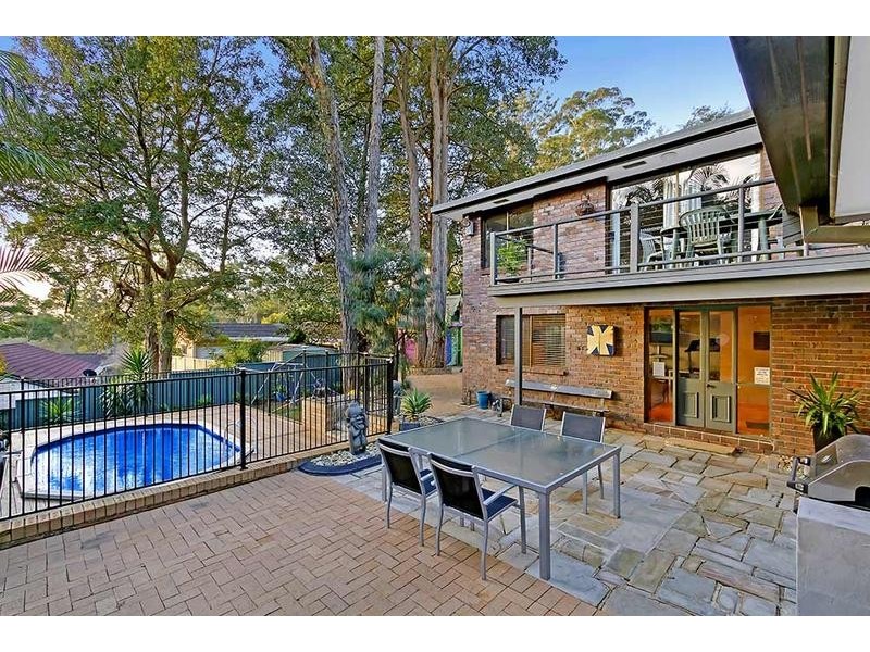 4 Kilkenny Parade, Berkeley Vale NSW 2261