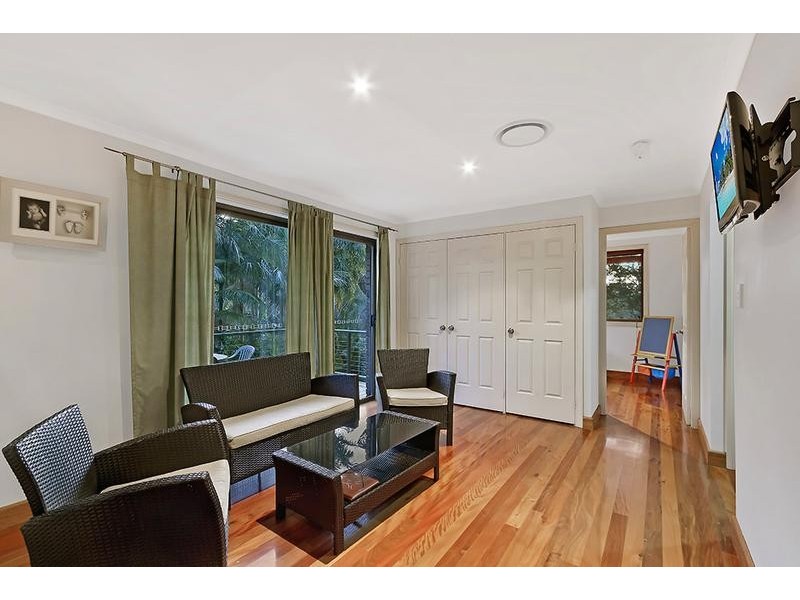 4 Kilkenny Parade, Berkeley Vale NSW 2261